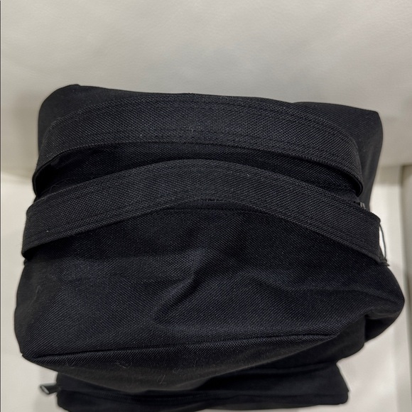 Herschel Supply Company Classic Black Backpack (Approx 12”Wx 7”D x18” H) - Picture 13 of 14